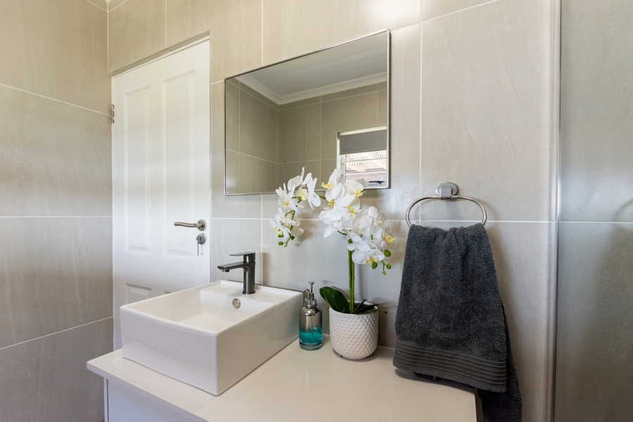 3 Bedroom Property for Sale in Langebaan North Western Cape